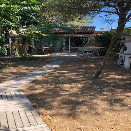 Bungalow A Few Steps From The Beach